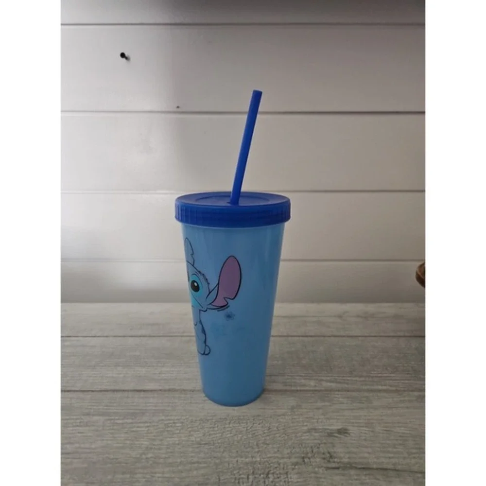 Disney Lilo & Stitch Cool Coconut Color-Changing‎ Plastic Tumbler